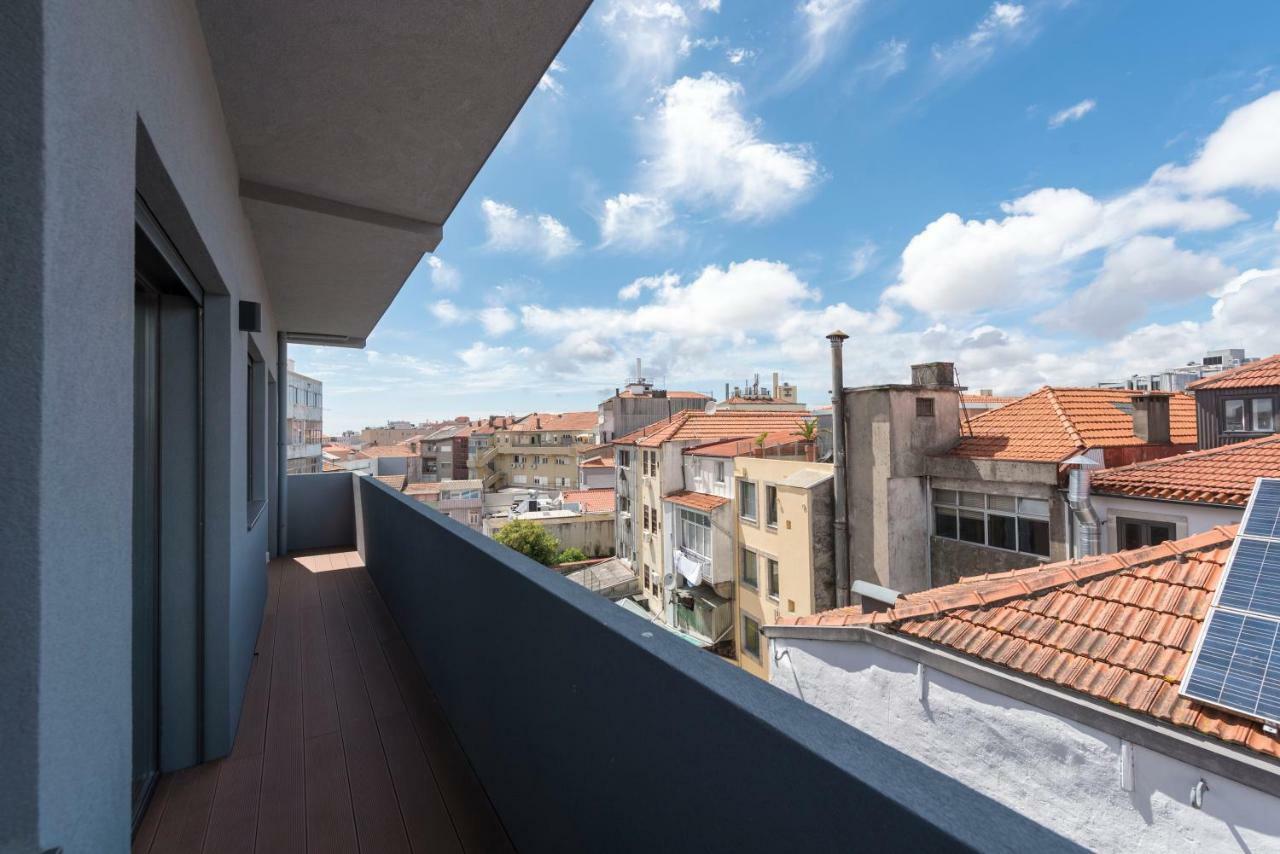 Apartamento Lovelystay - Gorgeous Modern Flat W/ Balcony Porto