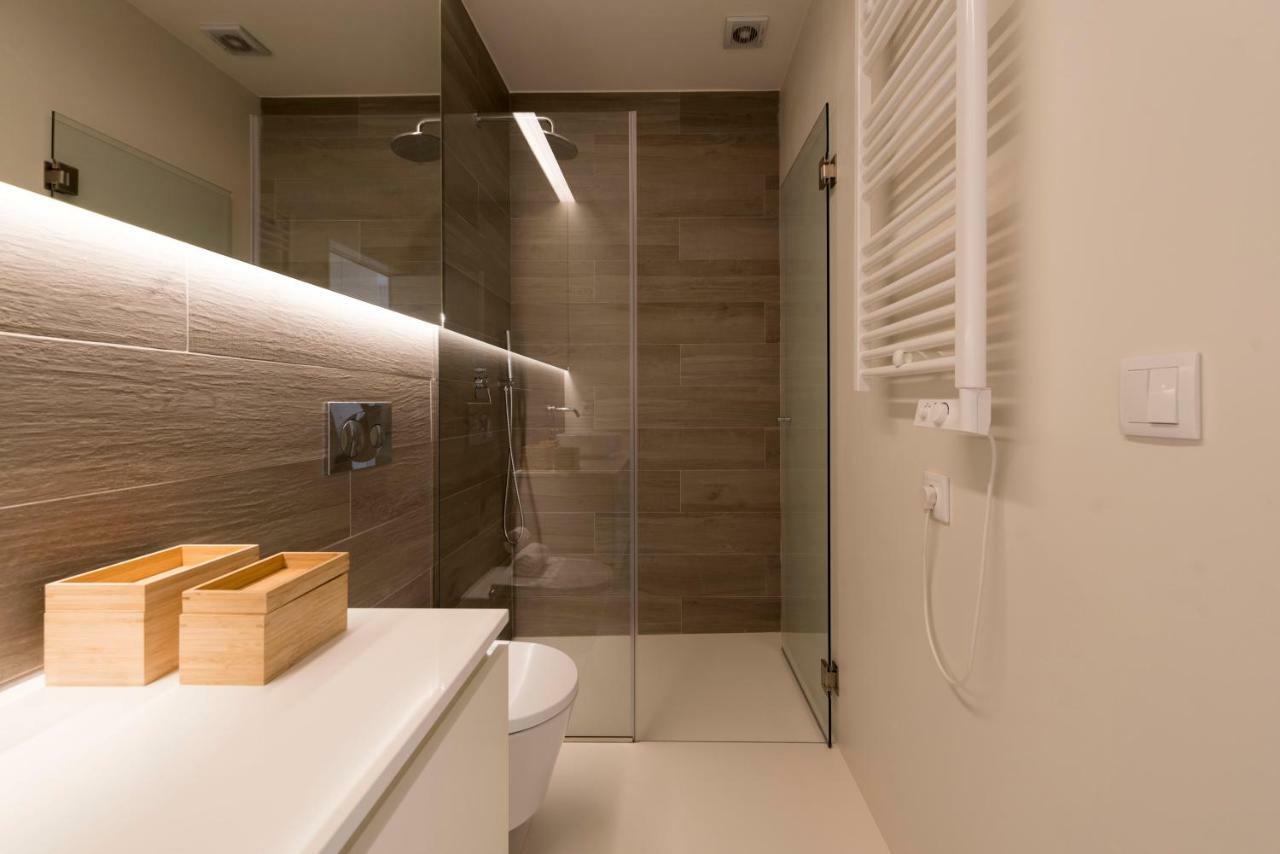 Lovelystay - Gorgeous Modern Flat W/ Balcony * Porto